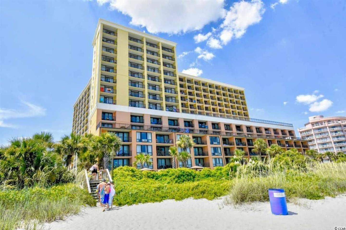 Oversized Ocean View Queen Suite With Beautiful Fireplace And Accents - Sleeps 4 Guests! Myrtle Beach Ruang foto