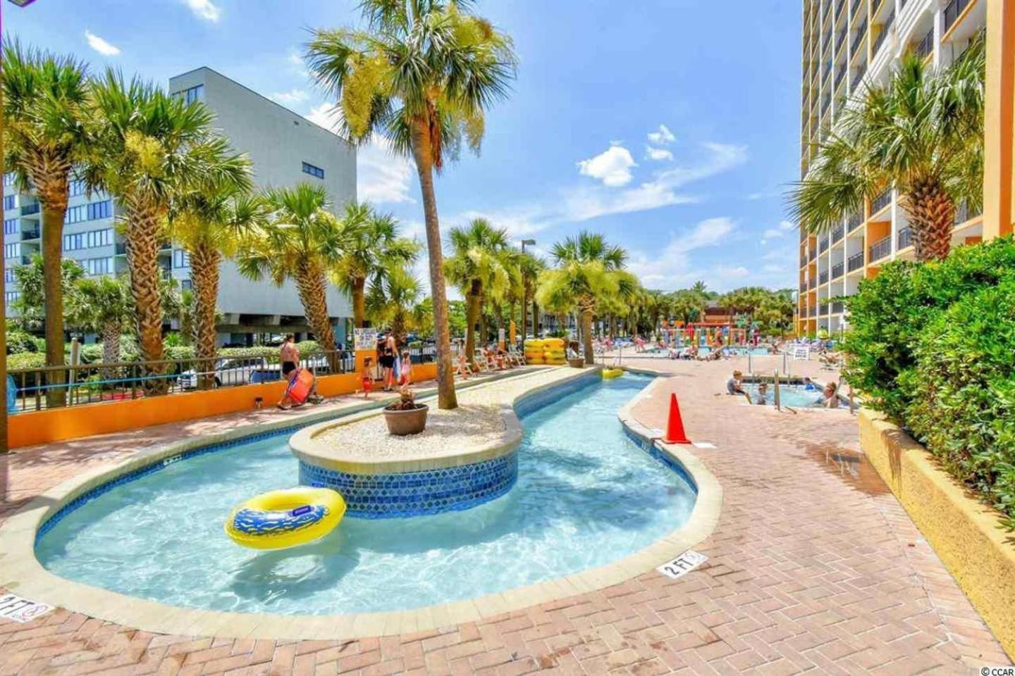 Oversized Ocean View Queen Suite With Beautiful Fireplace And Accents - Sleeps 4 Guests! Myrtle Beach Ruang foto